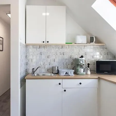 דירה Telihold Apartman ולנצה