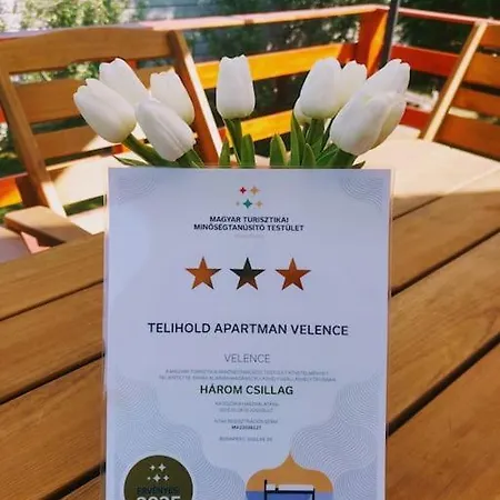 Telihold Apartman ולנצה
